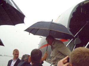 В. Жириновский в Хабаровске. Нажмите, чтобы УВЕЛИЧИТЬ (нажмите, чтобы увеличить)