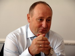 В. Лебеда, директор департамента муниципальной собственности