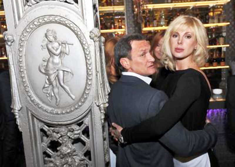 Александр Шишкин с супругой