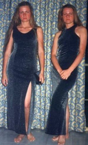 Одна из них – я. (Фото Его Величества Хуа́на Ка́рлоса I де Бурбон, Барселона, 1992 г.).