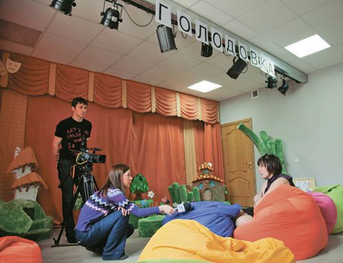 Второй день голодают артисты местного кукольного театра