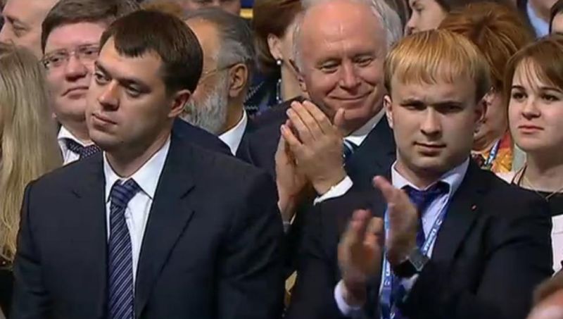 И. Джуляк (справа) на XIII съезде Всероссийской политической партии «Единая Россия», 26.05.12. Фото К.П.