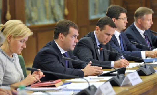 Председатель Правительства Российской Федерации Д.А.Медведев провёл совещание по вопросам cоциально-экономического развития Сахалинской области