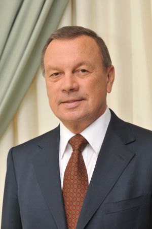 Сидоренко Юрий Иванович (1945) — председатель Совета судей Российской Федерации, судья Верховного суда Российской Федерации. Заслуженный юрист РФ