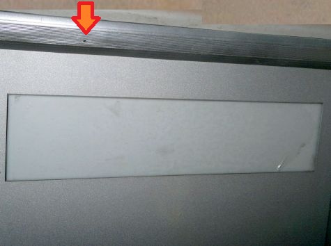 ...И накладки с микровидеокамерой над монитором. Фото предоставлено отделом «К» УМВД по Хабаровскому краю.