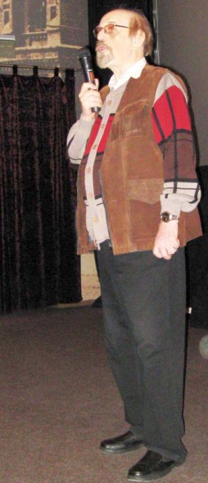 Олег Канищев